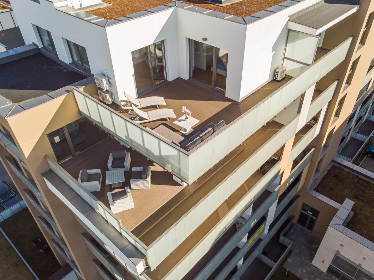 3L Apartments Kasprowicza Vip Колобжег Екстериор снимка